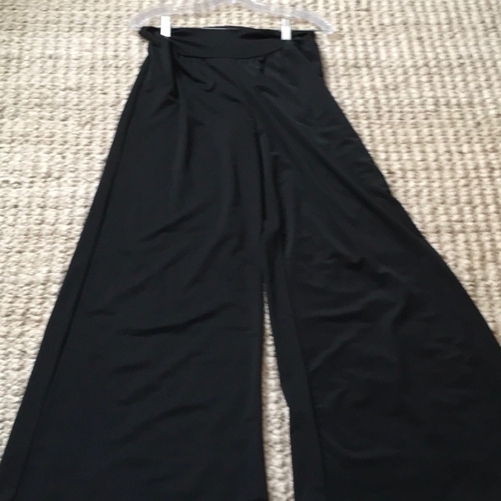 Black stretch fabric palazzo pants